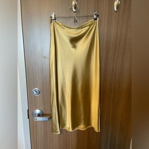 GOLD Topshop slip skirt 6